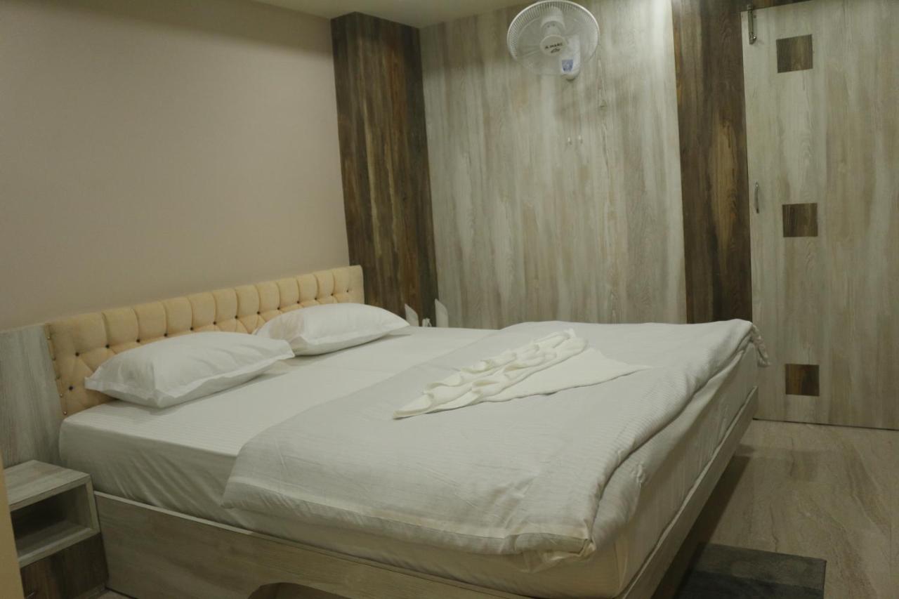Hotel Himalaya Agartala Zewnętrze zdjęcie