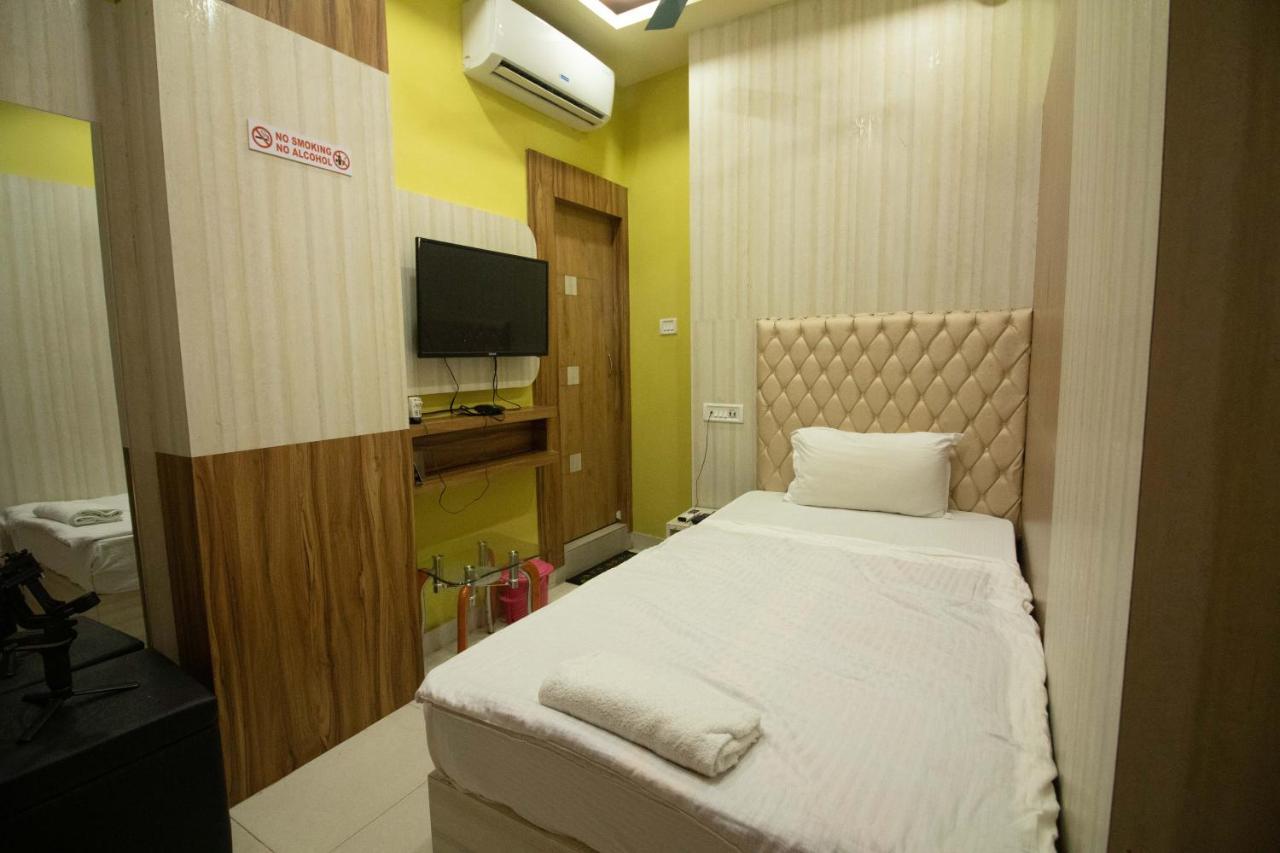 Hotel Himalaya Agartala Zewnętrze zdjęcie