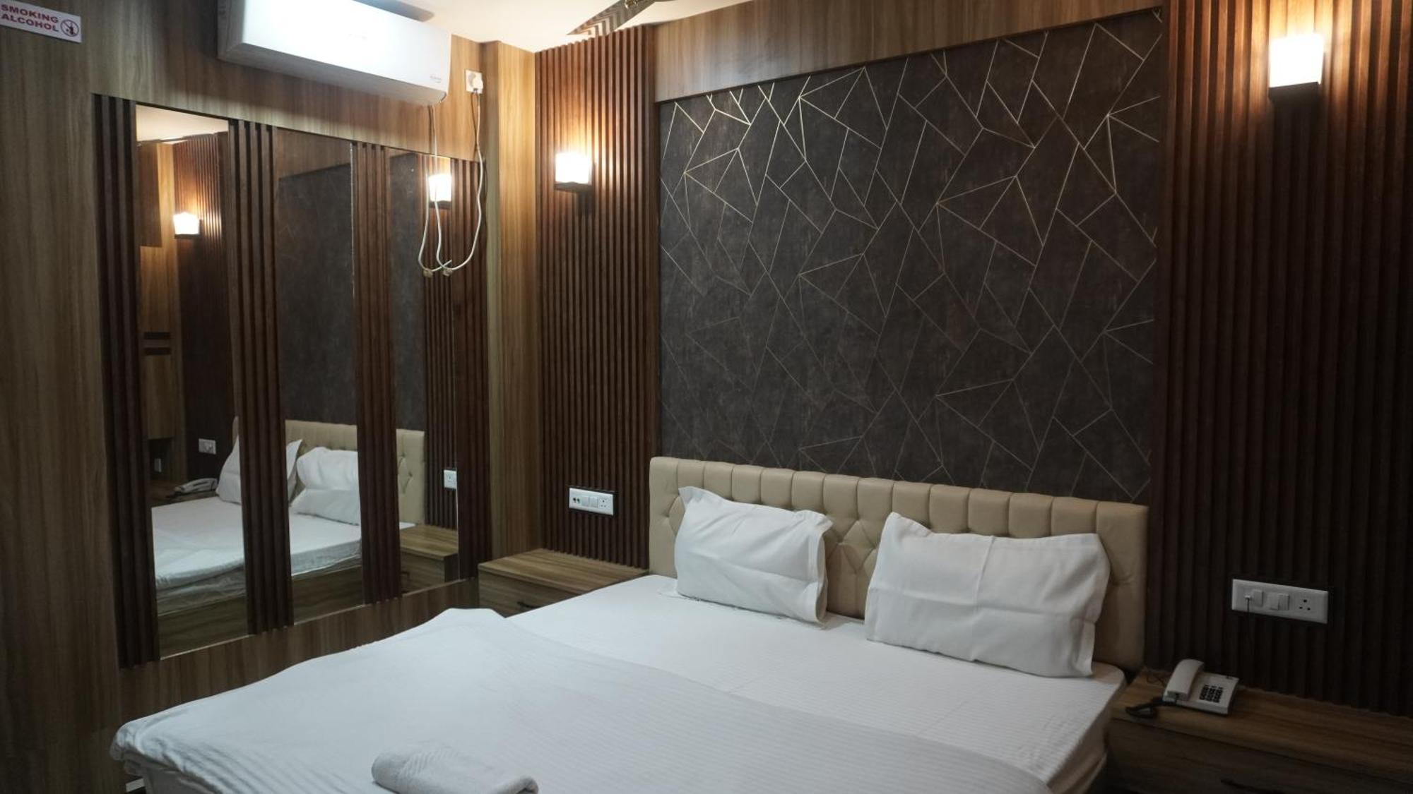 Hotel Himalaya Agartala Zewnętrze zdjęcie